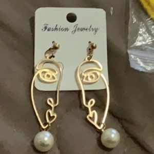 Silhouette earrings